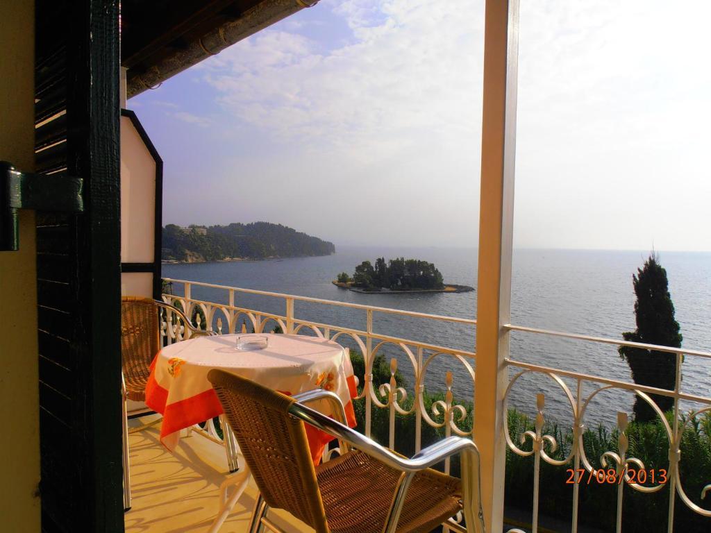 Panorama Apartment Перама Екстериор снимка